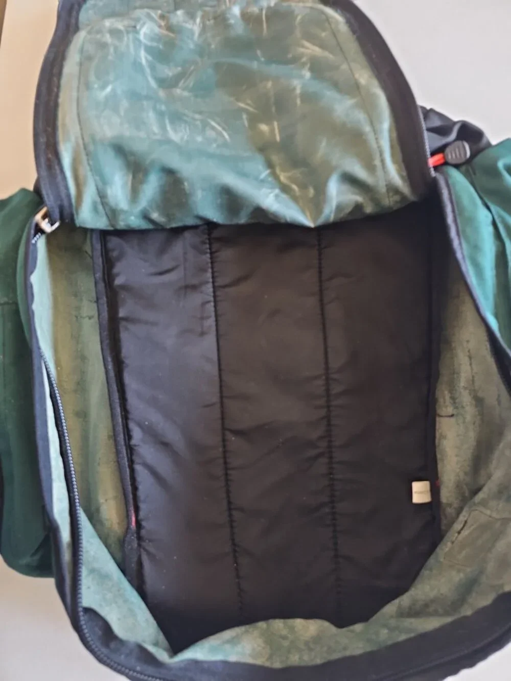 VTG REI Ski Day Pack Backpack Teal Green 2000s Lift Pass Window Side Pockets